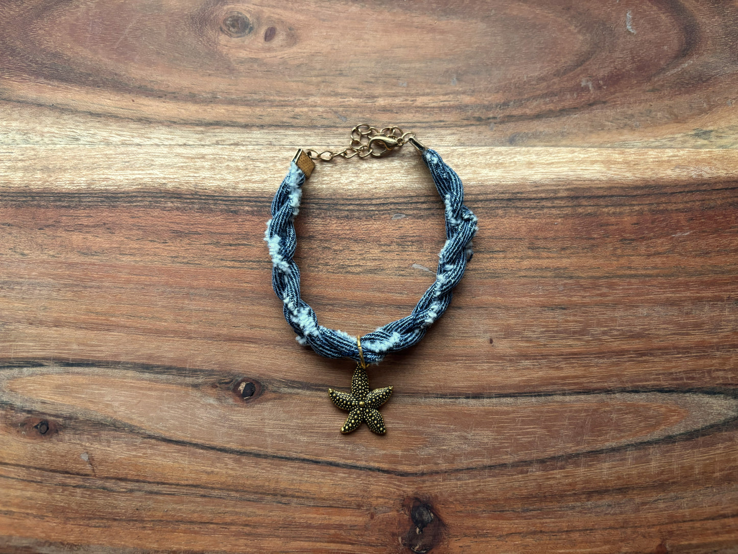 Gold Starfish Twist Bracelet