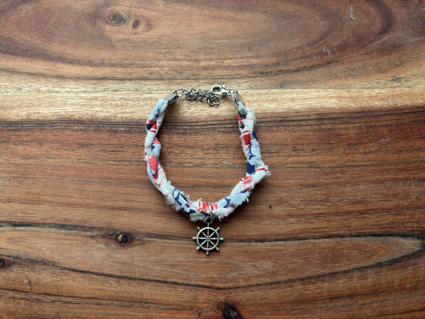 Silver Ship's Wheel Twist Bracelet