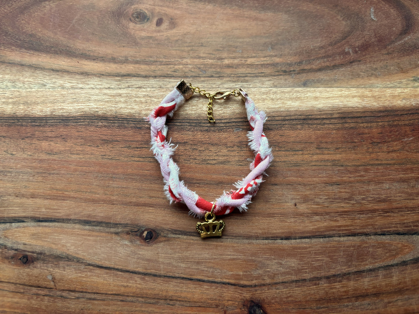 Gold Crown Twist Bracelet